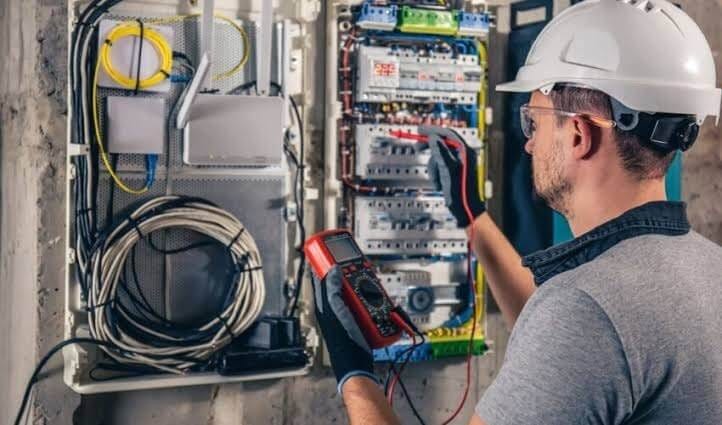 electrical contractor